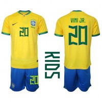 Brasilien Vinicius Junior #20 Hjemmebanesæt Børn VM 2022 Kortærmet (+ Korte bukser)